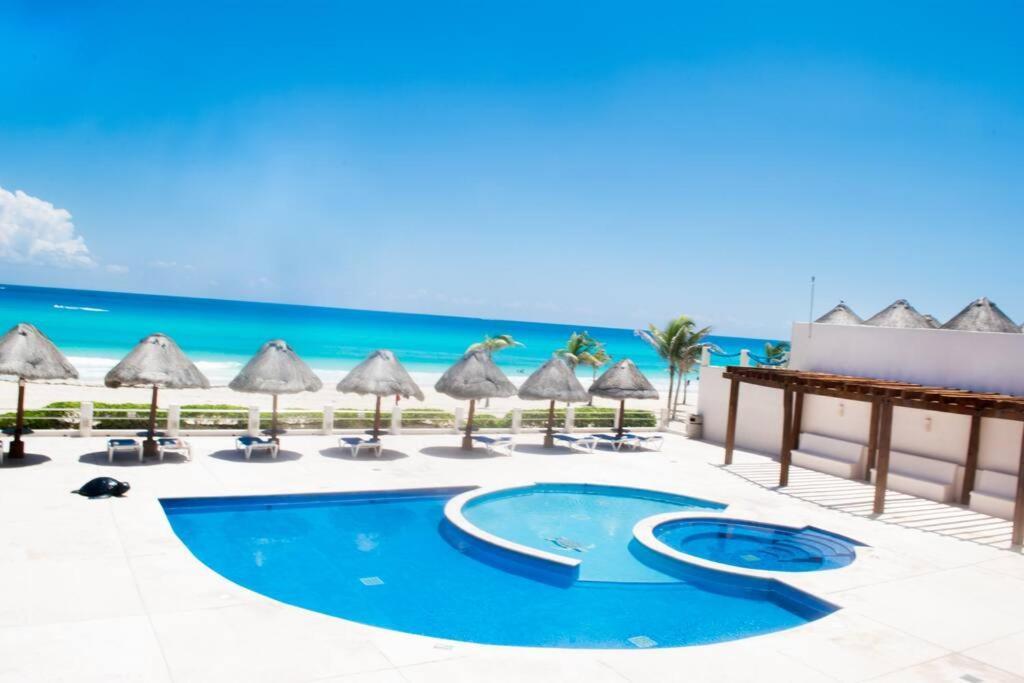 Cancun Marlin 32 Exterior photo